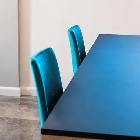 アパート Florette 2br W Stunning Lounge Terrace By Arco Collection フロリアーナ