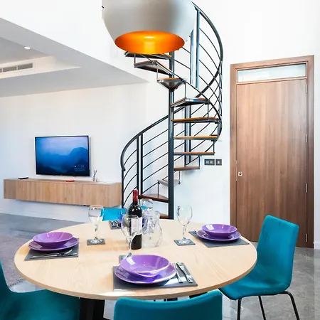 Florette Suite 2Br With Stunning Lounge Terrace By Arcobnb *