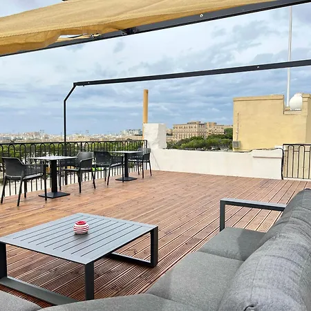 Florette 2br With Stunning Lounge Terrace By Arcobnb