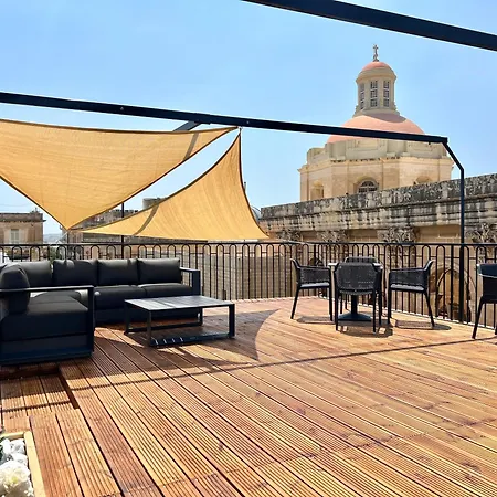 Florette 2br With Stunning Lounge Terrace By Arcobnb *