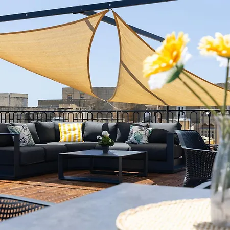 Florette 2br With Stunning Lounge Terrace By Arcobnb Apartment
