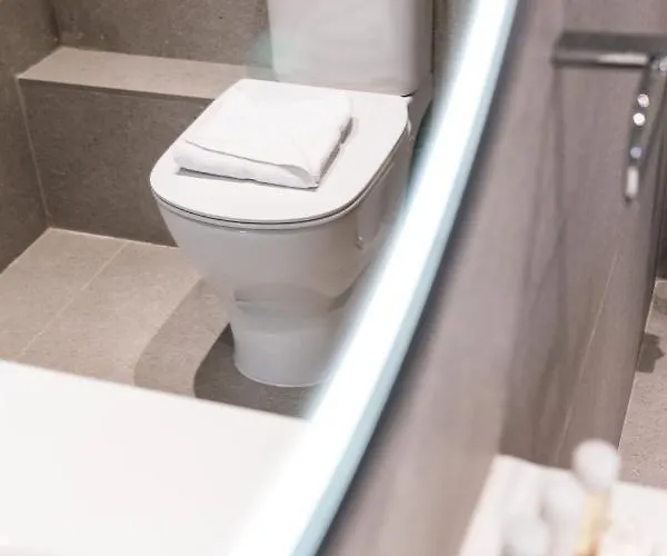 Florette 2br W Stunning Lounge Terrace By Arco Collection Floriana