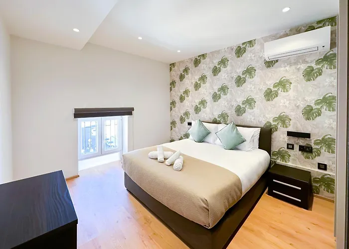 Florette 2br W Stunning Lounge Terrace By Arco Collection Appartamento Floriana