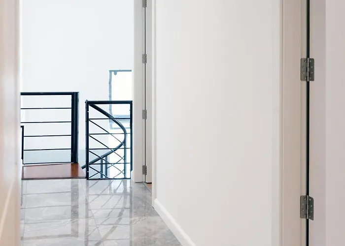 Florette 2br W Stunning Lounge Terrace By Arco Collection * Флориана