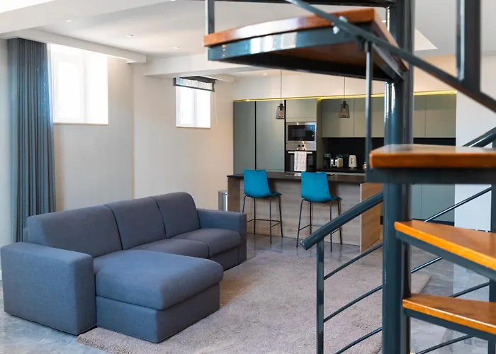 Апартаменты Florette 2br W Stunning Lounge Terrace By Arco Collection *