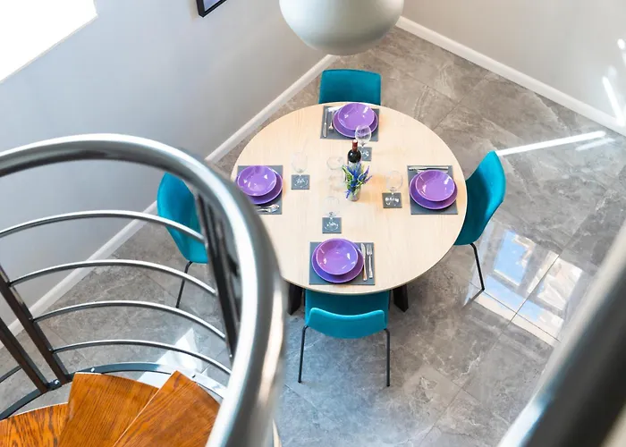 Florette 2br W Stunning Lounge Terrace By Arco Collection Appartamento *