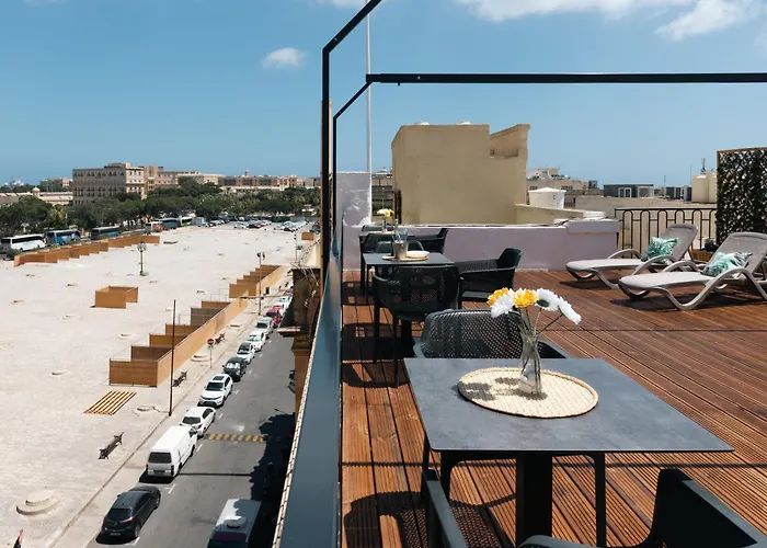 Florette 2br W Stunning Lounge Terrace By Arco Collection